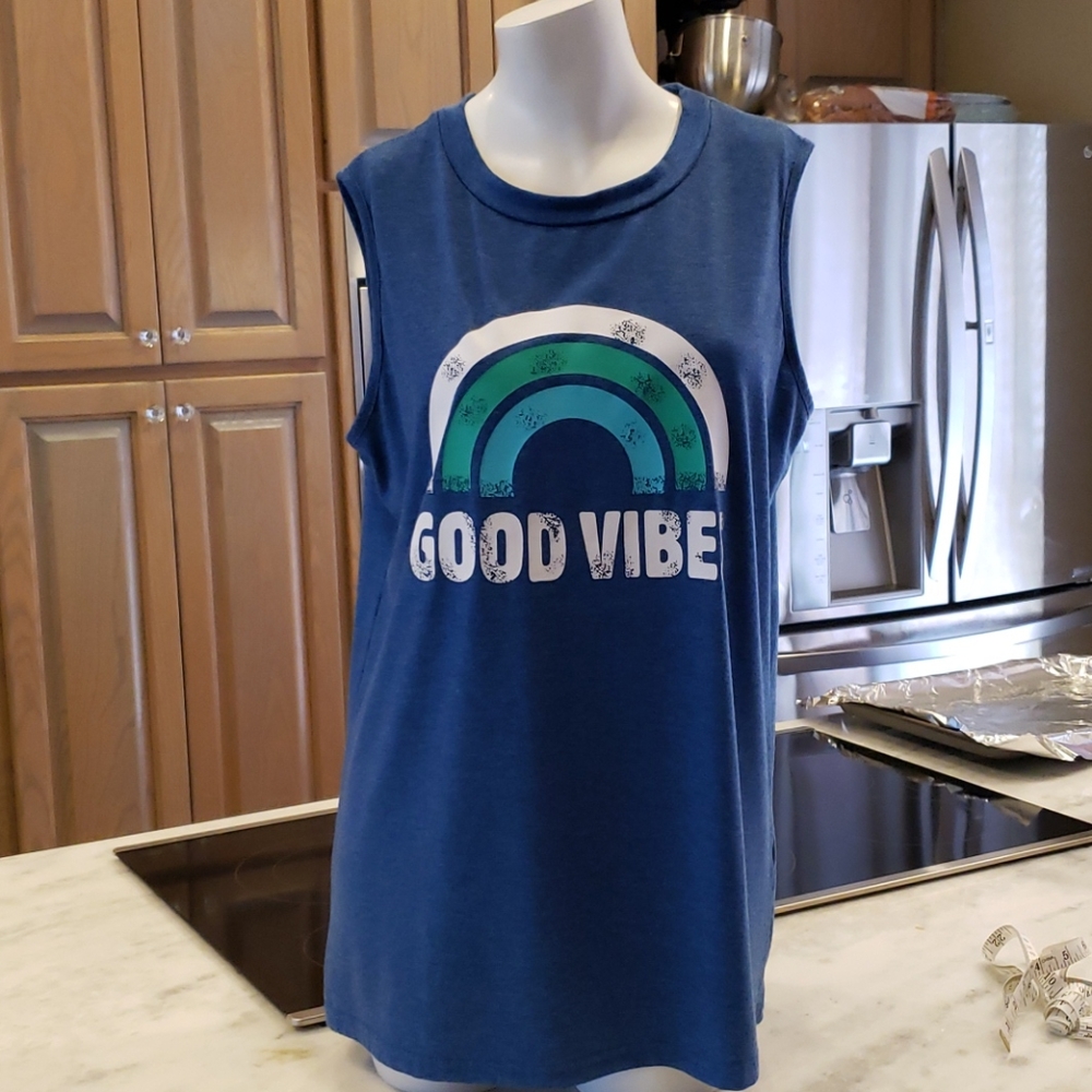 Good vibes tank Lg - Picture 2 of 8
